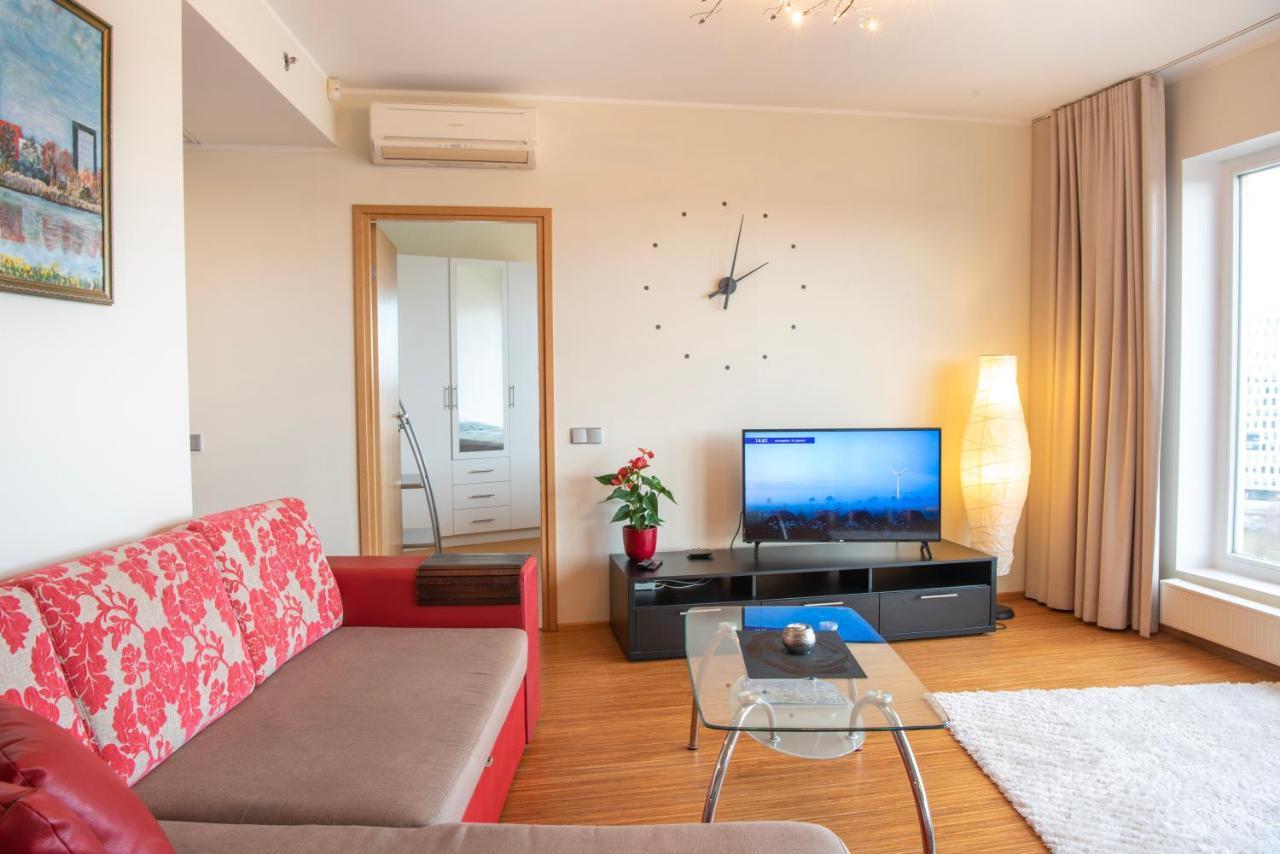Wilde Guest Apartment Tigutorn タルトゥ エクステリア 写真