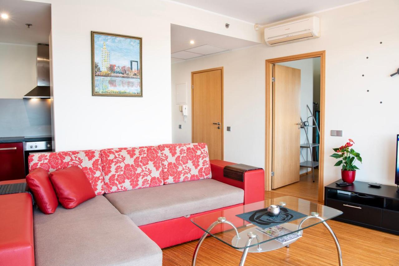 Wilde Guest Apartment Tigutorn タルトゥ エクステリア 写真